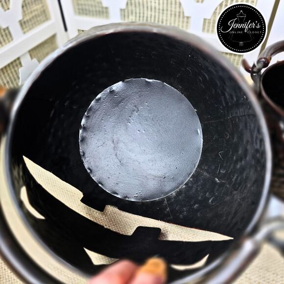 Set of (2) Pumpkin Jack O' Lantern Bronze Hammered Pails/Cauldrons with Handles - Picture 7 of 13